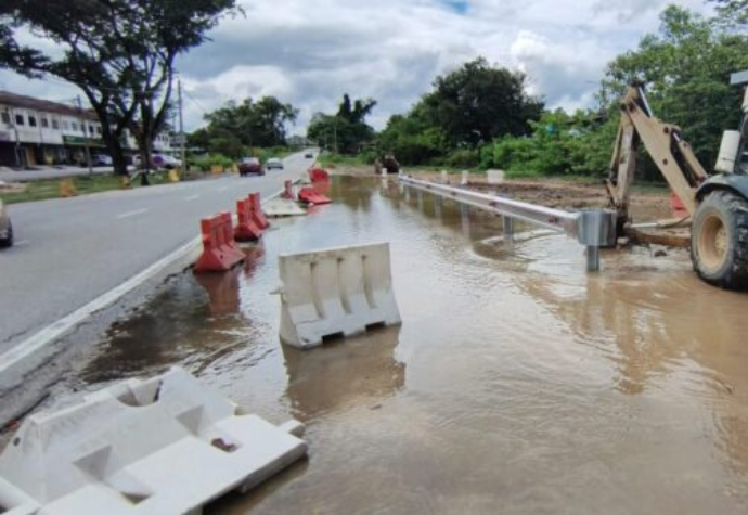 Widen & Resurface Federal (JKR) Road Junction at Jalan Kota Bahru 1