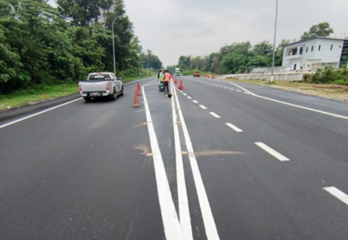 Widen & Resurface Federal (JKR) Road at Jalan Lahat 1